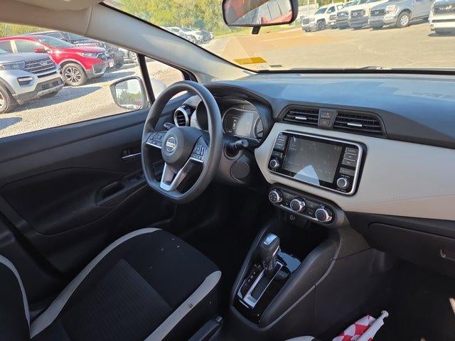 2021 Nissan Versa SV CVT