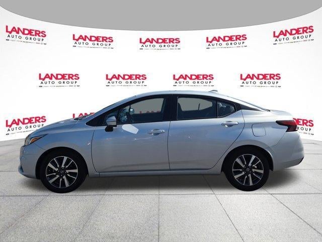 2021 Nissan Versa SV CVT