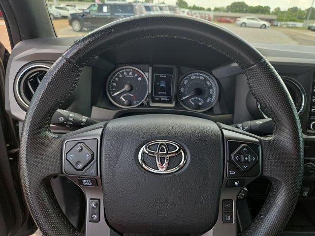 2022 Toyota Tacoma 4WD 4WD SR Double Cab 5' Bed V6 AT (GS)