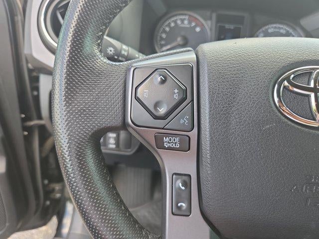 2022 Toyota Tacoma 4WD 4WD SR Double Cab 5' Bed V6 AT (GS)