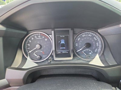 2022 Toyota Tacoma 4WD 4WD SR Double Cab 5' Bed V6 AT (GS)