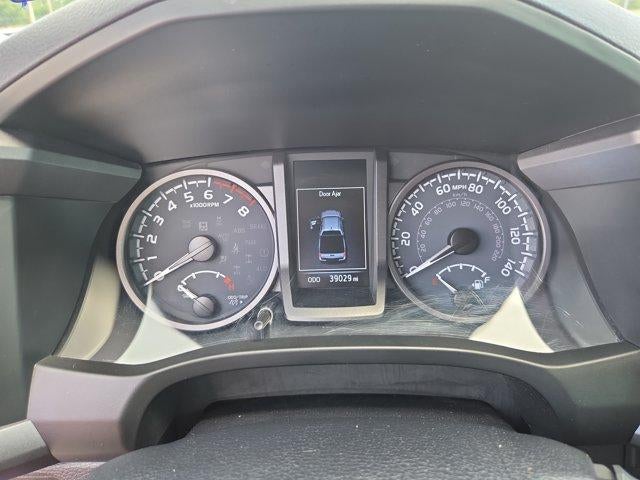 2022 Toyota Tacoma 4WD 4WD SR Double Cab 5' Bed V6 AT (GS)