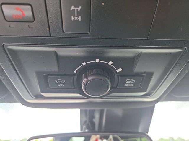 2022 Toyota Tacoma 4WD 4WD SR Double Cab 5' Bed V6 AT (GS)