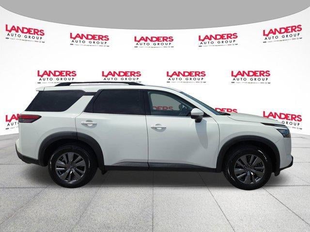 2024 Nissan Pathfinder SV 4WD