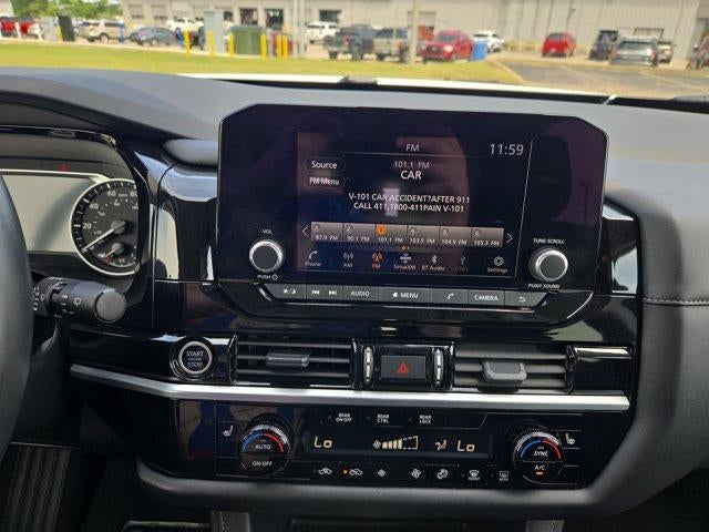 2024 Nissan Pathfinder SV 4WD