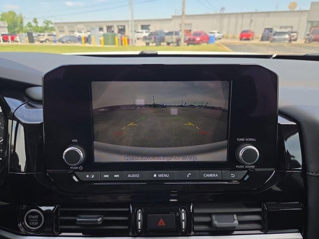 2024 Nissan Pathfinder SV 4WD