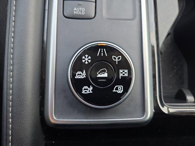 2024 Nissan Pathfinder SV 4WD