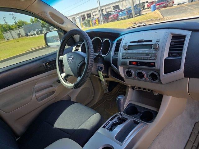 2011 Toyota Tacoma 2WD Double Cab Short Bed V6 Automatic PreRunner (Natl)
