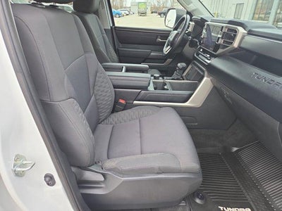 2022 Toyota Tundra 2WD 2WD SR5 CrewMax 5.5' Bed (SE)