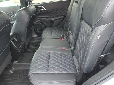 2024 Mitsubishi Outlander SEL FWD