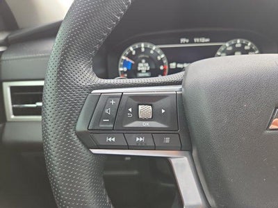 2024 Mitsubishi Outlander SEL FWD