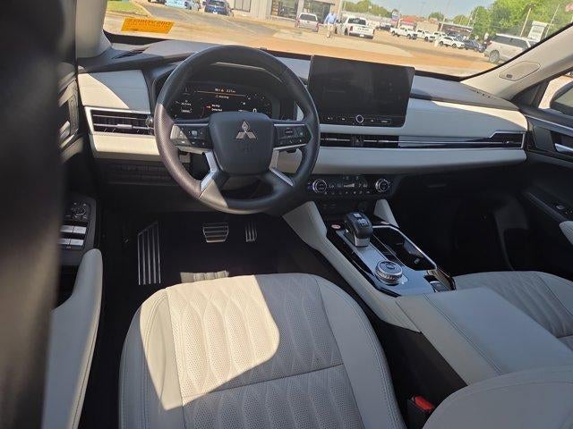 2025 Mitsubishi Outlander SEL FWD