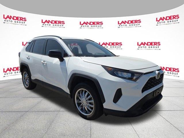 2019 Toyota RAV4 LE FWD (GS)